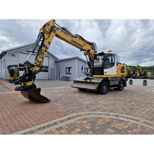 Liebherr A 916