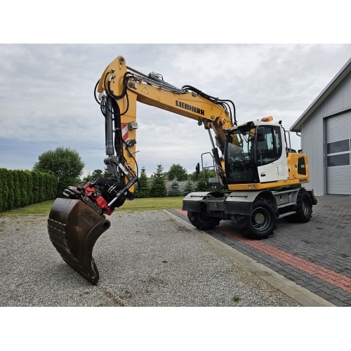 Liebherr A 916
