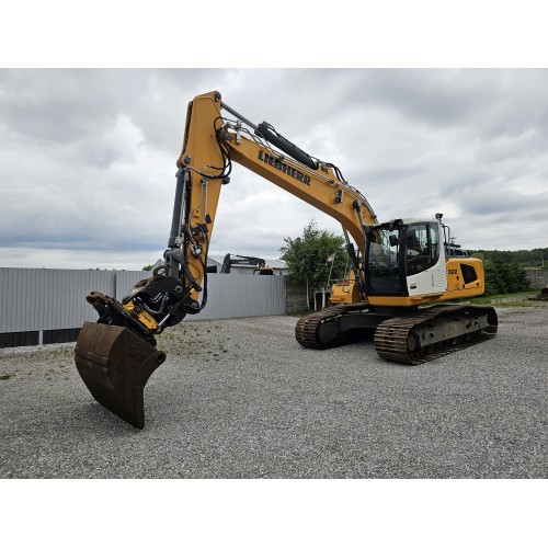 Liebherr R 922 LC