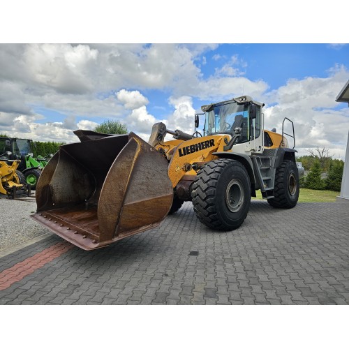 Liebherr L576
