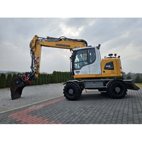 Liebherr A 918 Compact