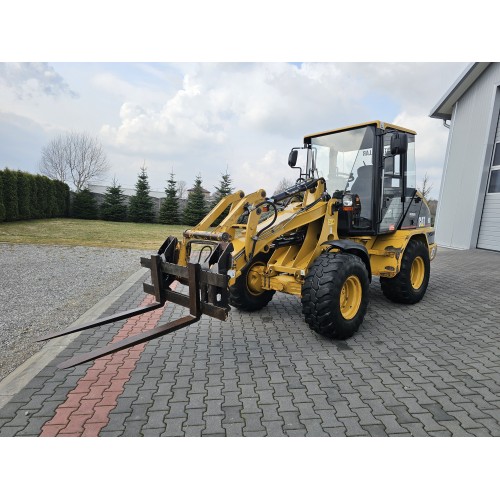 Caterpillar 906