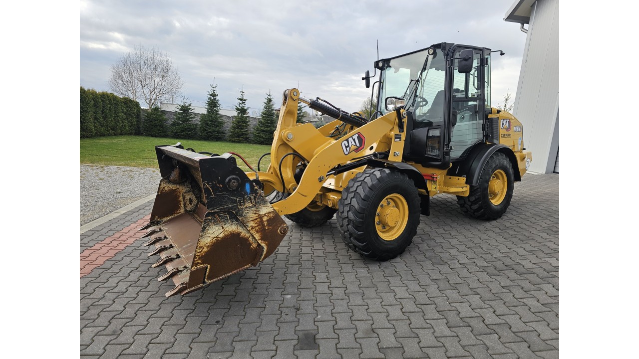 Caterpillar 906 M